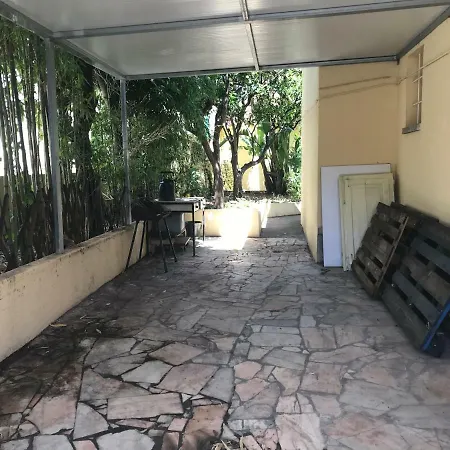 Nyaraló A Casa Do Bairro *